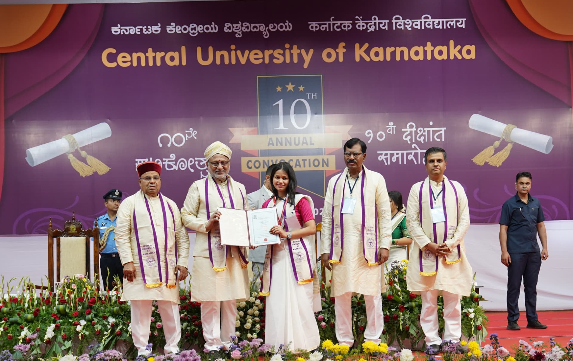 A gold medallist honoured on stage